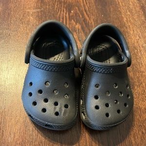 Toddler crocs